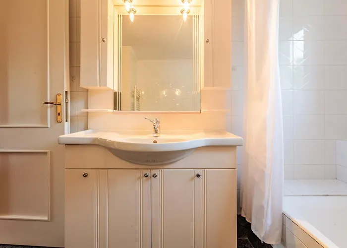 Ancient Olympia, Mangata-home