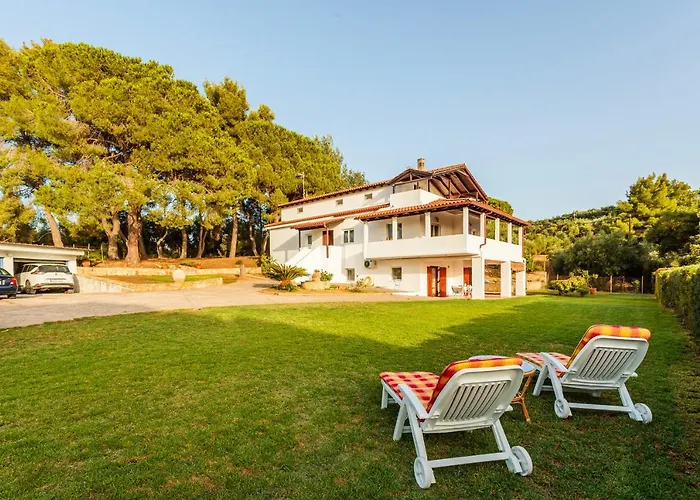 Ancient Olympia, Mangata-home